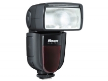 Nissin Di700 Flashgun for Canon Digital Camera