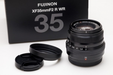 Fujifilm XF-35mm f2.0 WR Lens (Black)
