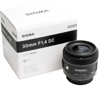Sigma 30mm F1.4 DC HSM Art Lens For Sigma DSLR Cameras