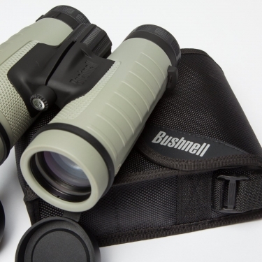 Bushnell 8x42 NatureView WP Roof Prism Binoculars